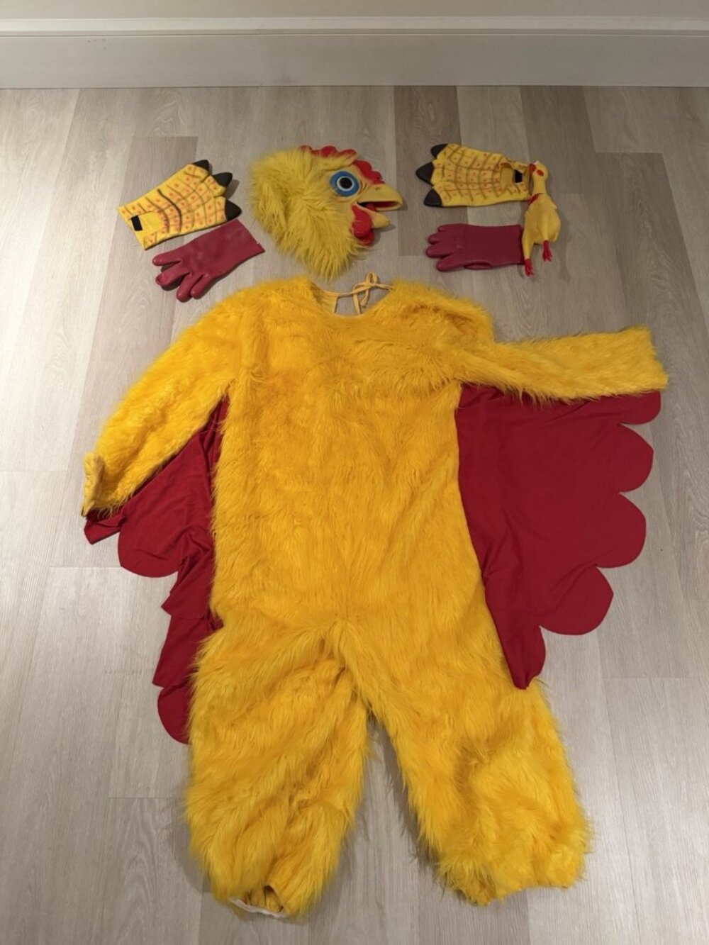 Vintage Rubies Deluxe Chickie Chicken Jumpsuit Costume Animal Circus Adult -READ